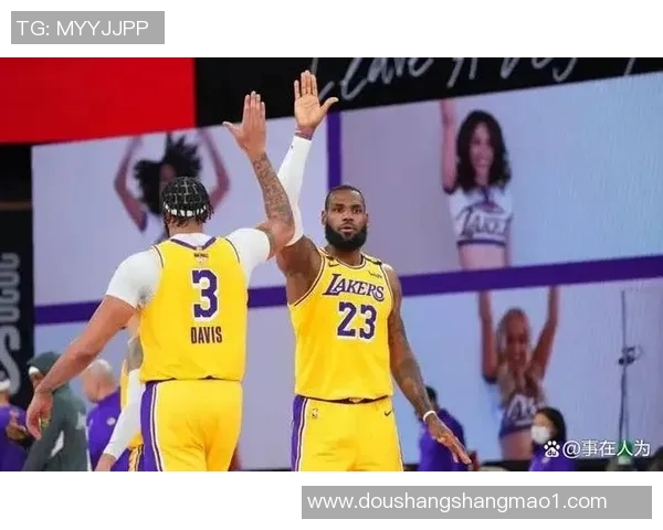 凯尔特人与鹈鹕精彩对决回顾录像分析及赛后亮点总结