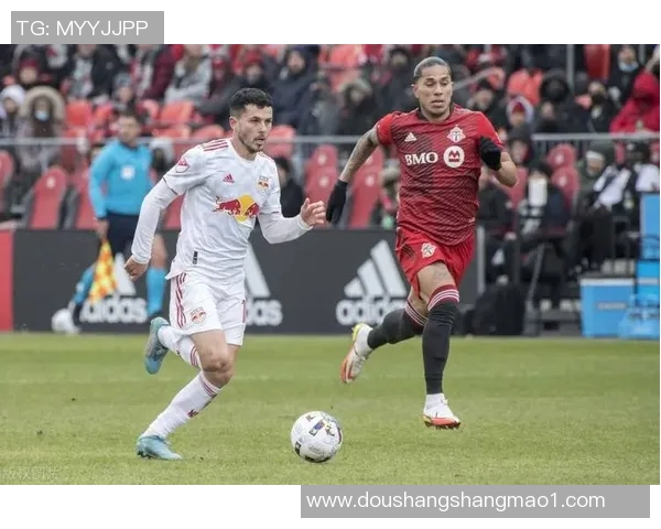 哥伦布队与多伦多FC的激烈对决谁能笑到最后分析比赛前景与看点 哥伦布队与多伦多FC的激烈对决谁能笑到最后分析比赛前景与看点